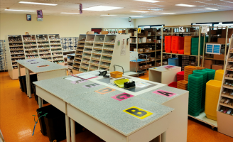 Distribution de produits pharmaceutiques dans toute la région