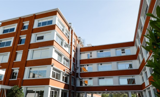 Immeuble en brique rouge