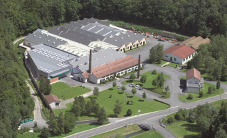 Vue aérienne de l'usine CRISTEL.